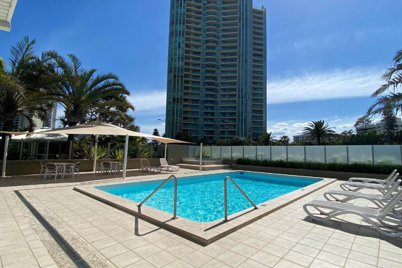 Hi Surf Beachfront Resort Apartments Gold Coast Exterior photo