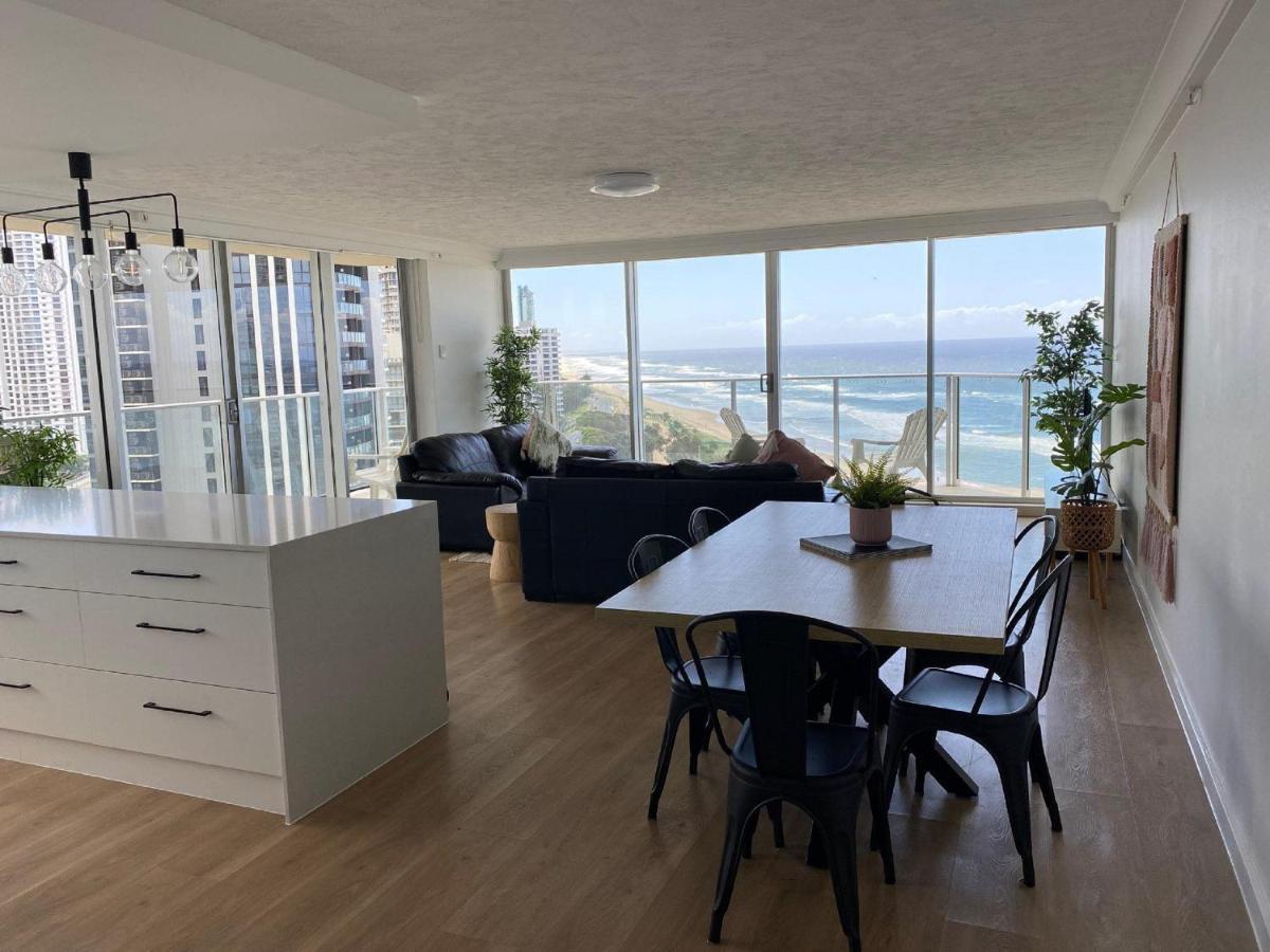 Hi Surf Beachfront Resort Apartments Gold Coast Exterior photo